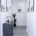 Azzurro Apartment *