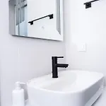 Azzurro Apartment
