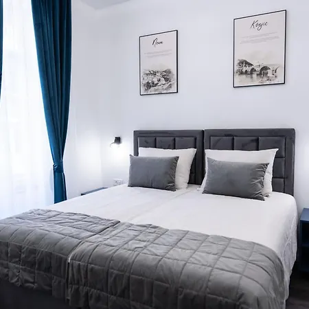 Azzurro Apartment
